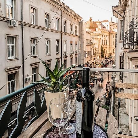 Central Double Studio With Amazing View Bukarest Eksteriør billede